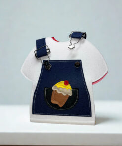 Öltözködős könyvecske